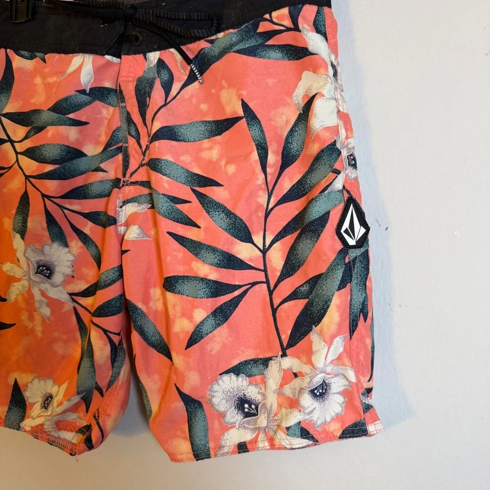 Volcom Mod-Tech Mens 29 Board Shorts‎ Coral Tropical Floral Swim Trunks Surf
